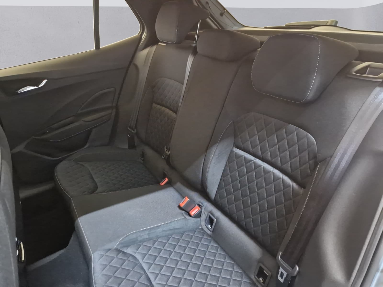 SKODA FABIA - Image 11