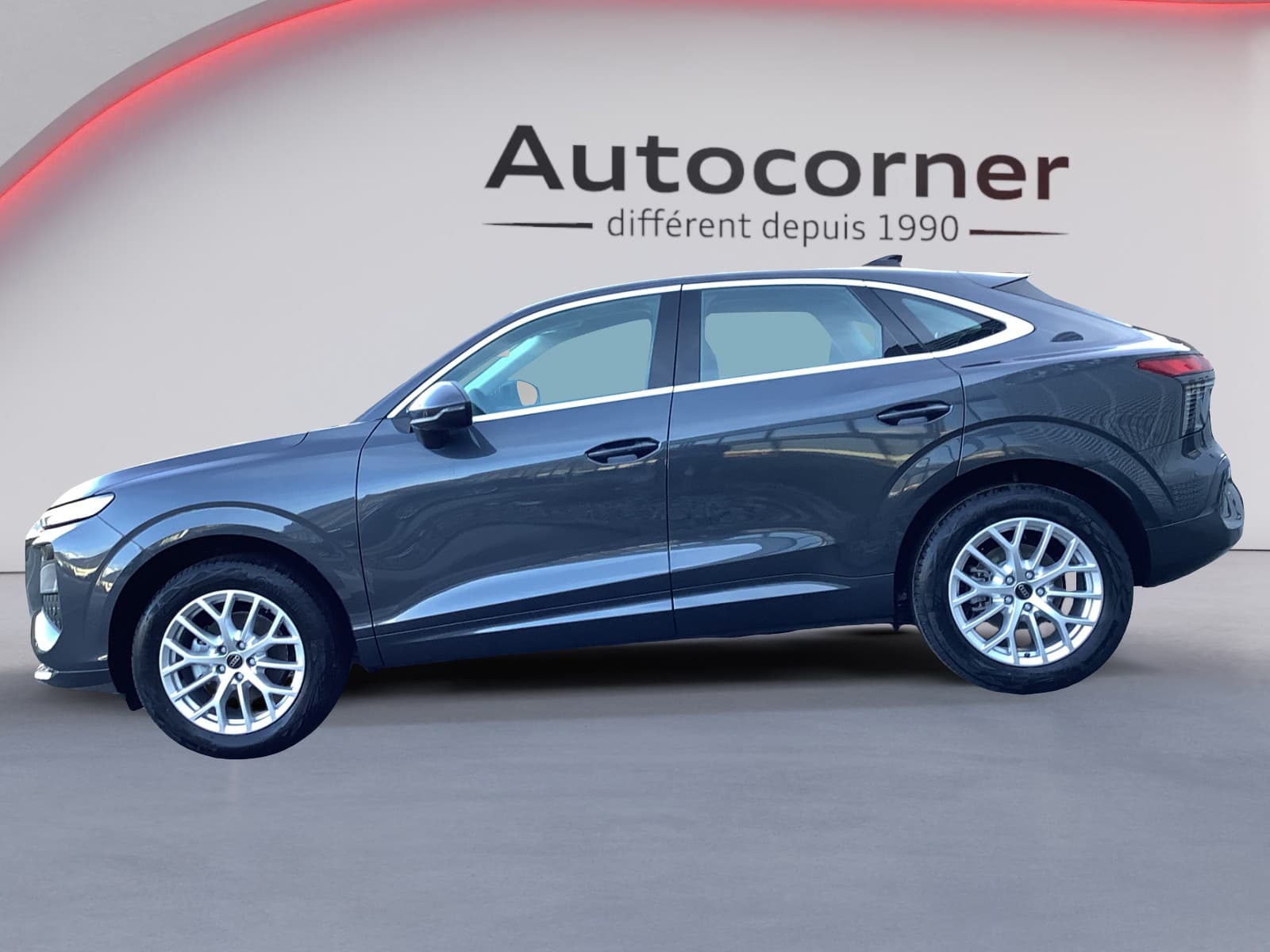 AUDI Q3 - Image 2