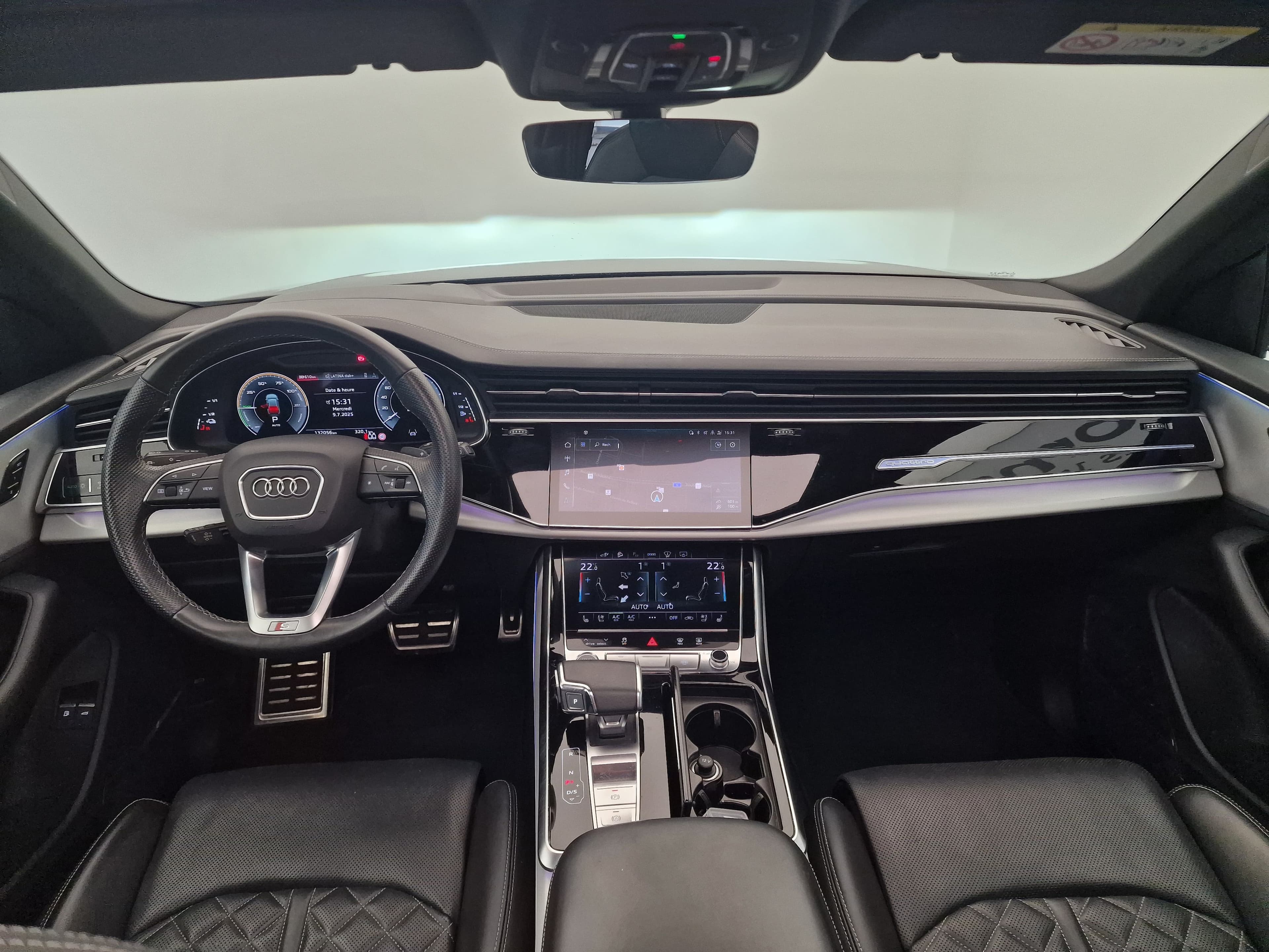 AUDI Q8 - Image 10