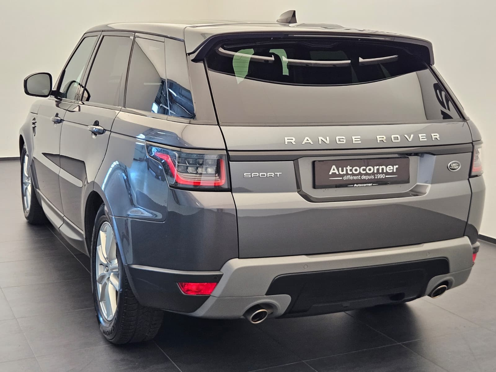 LAND ROVER RANGE ROVER SPORT - Image 9