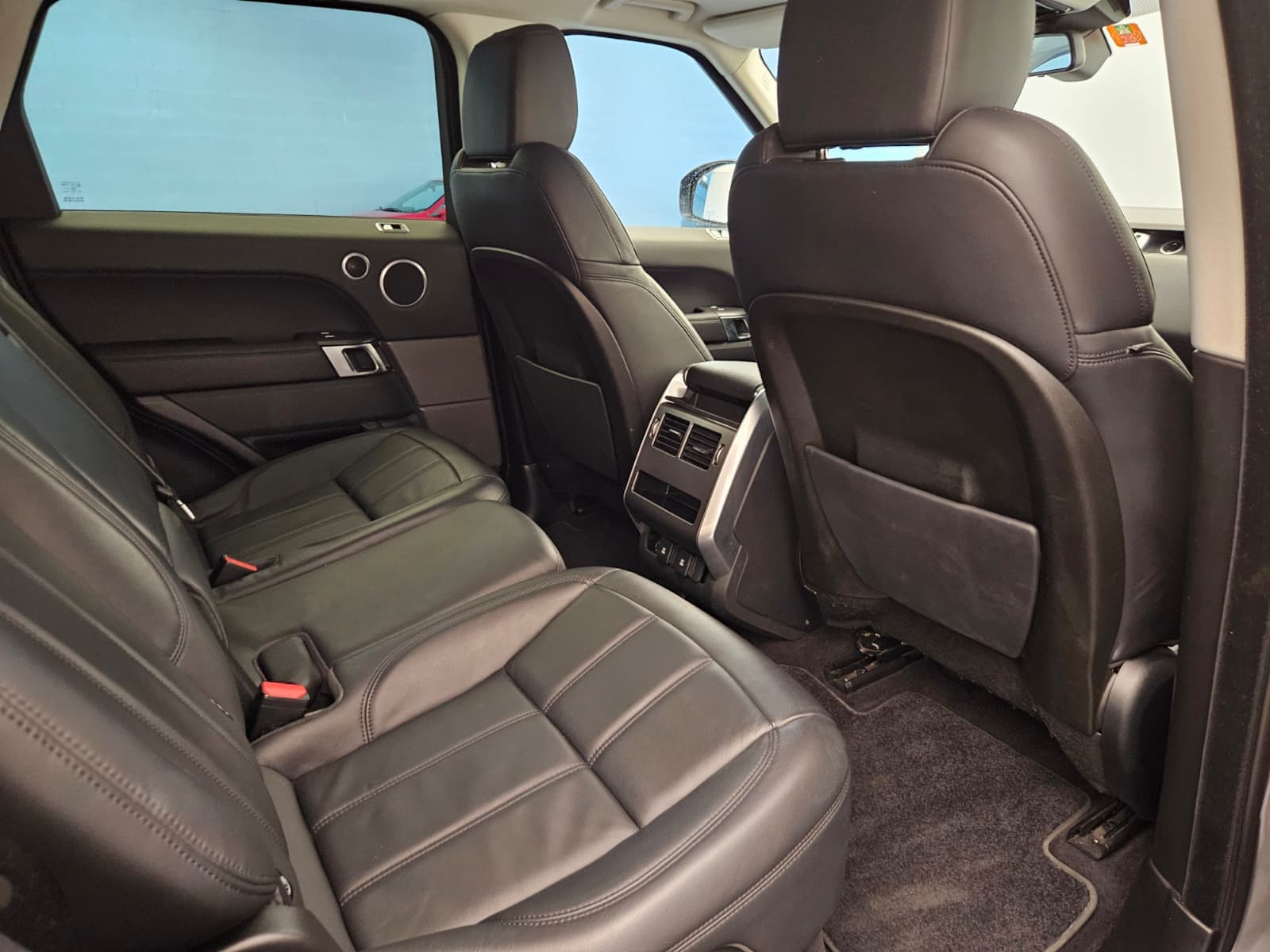 LAND ROVER RANGE ROVER SPORT - Image 14