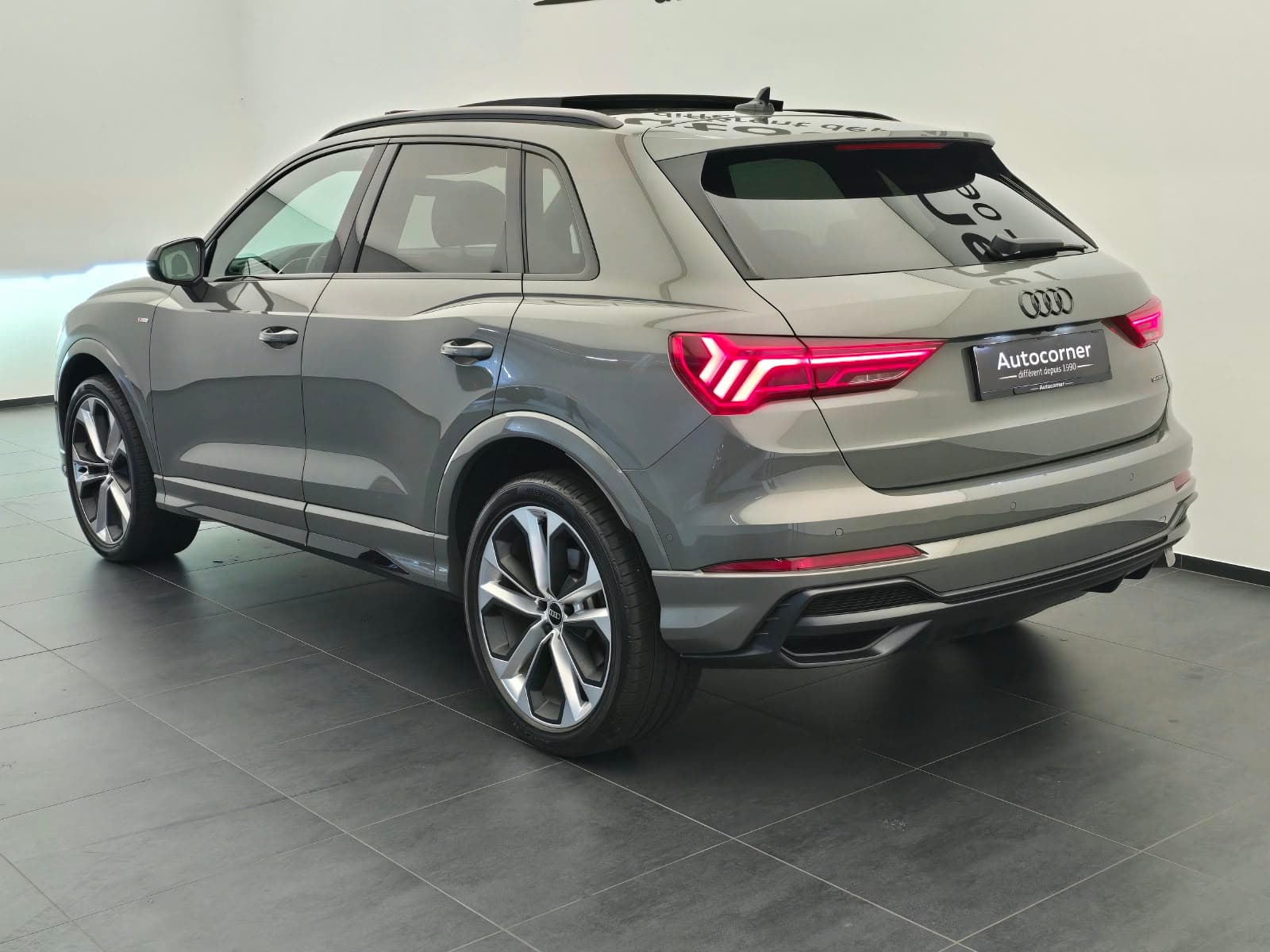 AUDI Q3 - Image 9