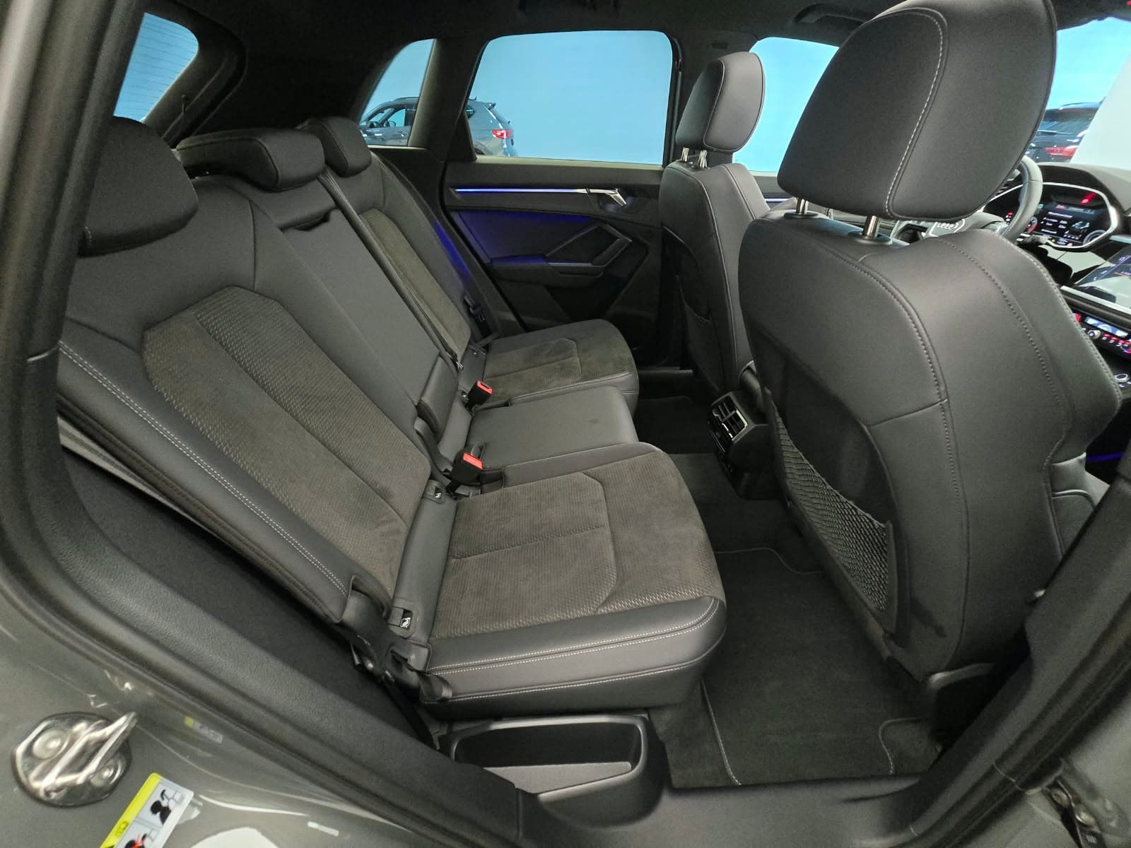 AUDI Q3 - Image 15
