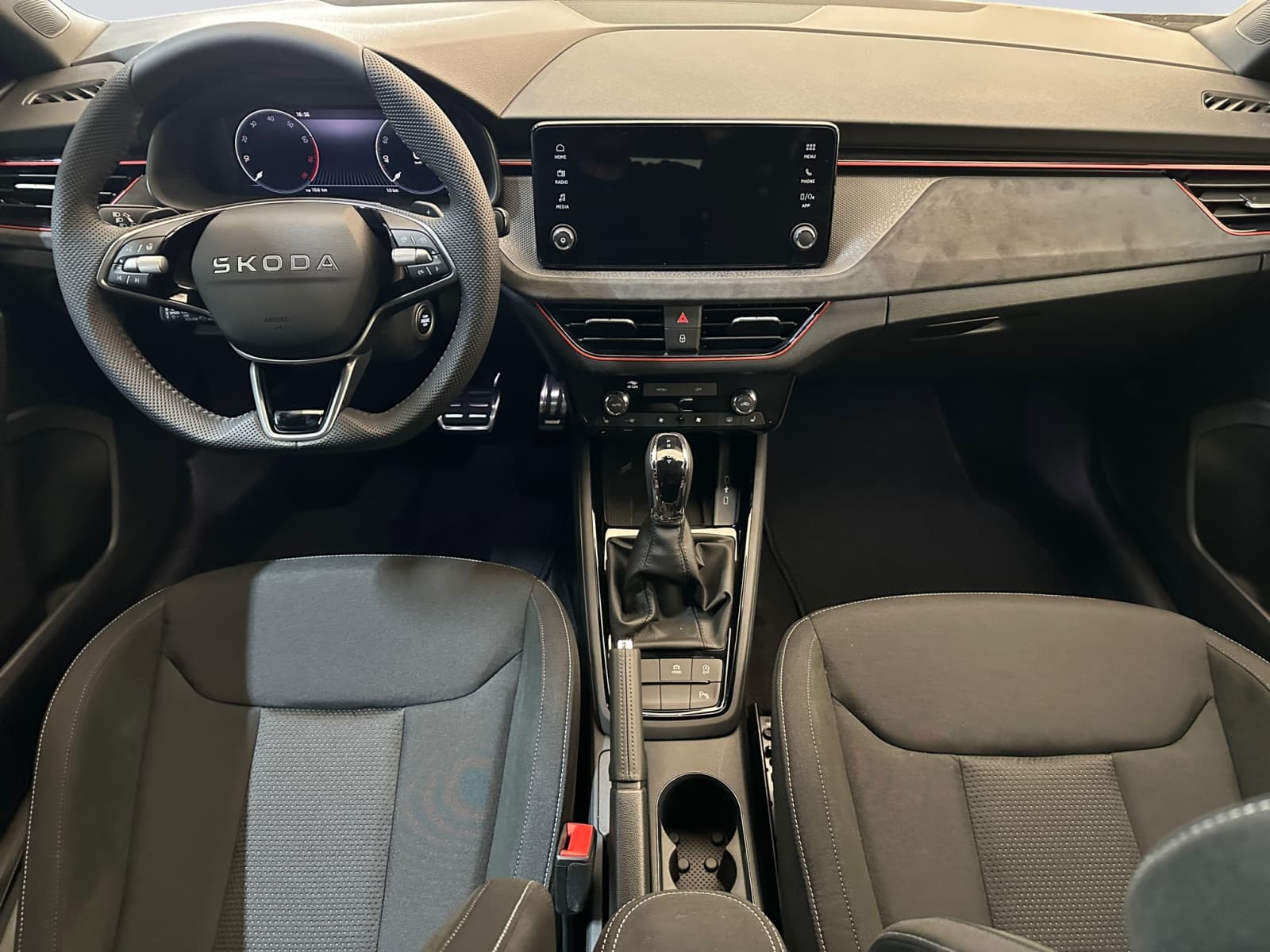 SKODA SCALA - Image 10