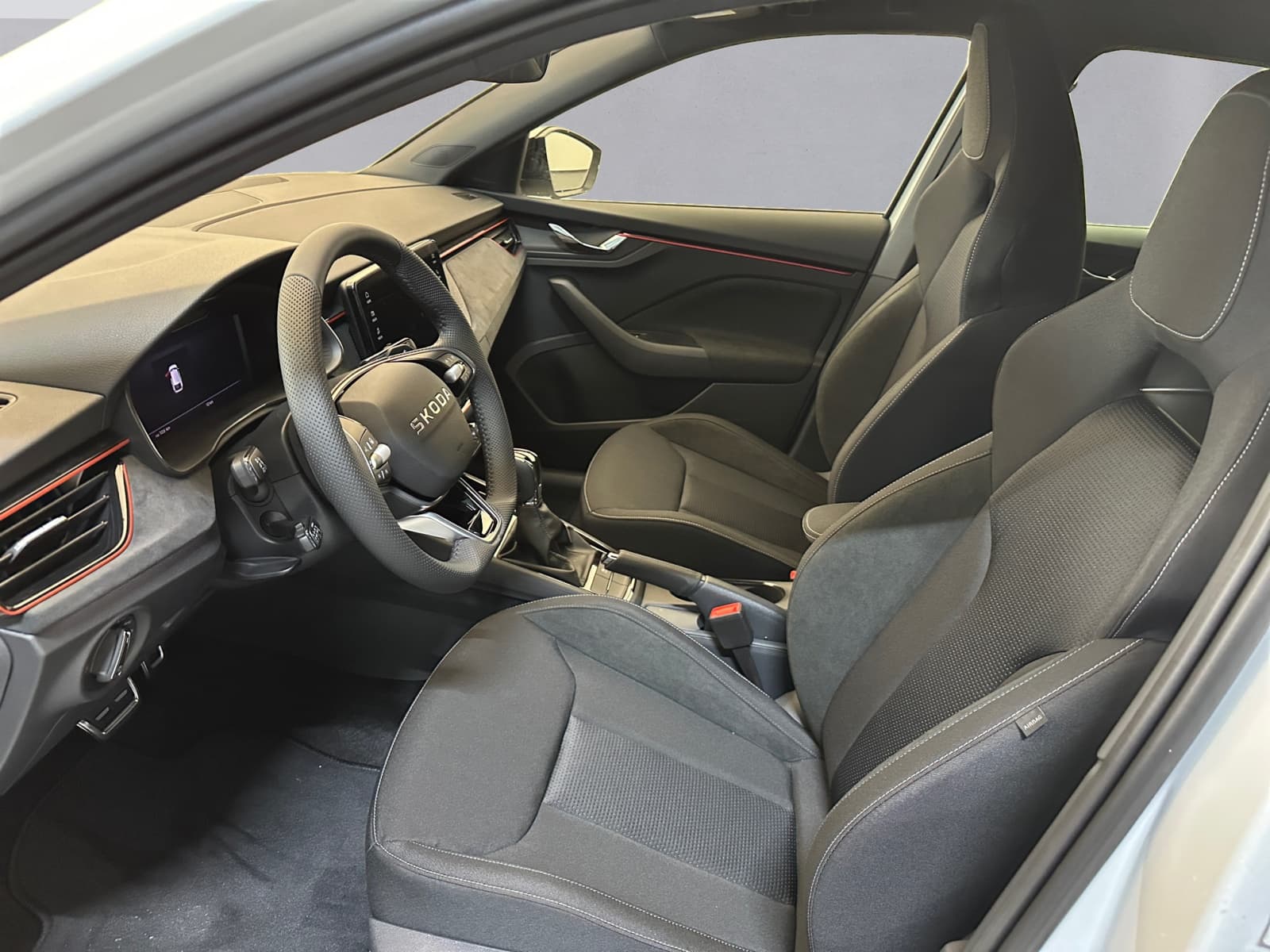 SKODA SCALA - Image 9