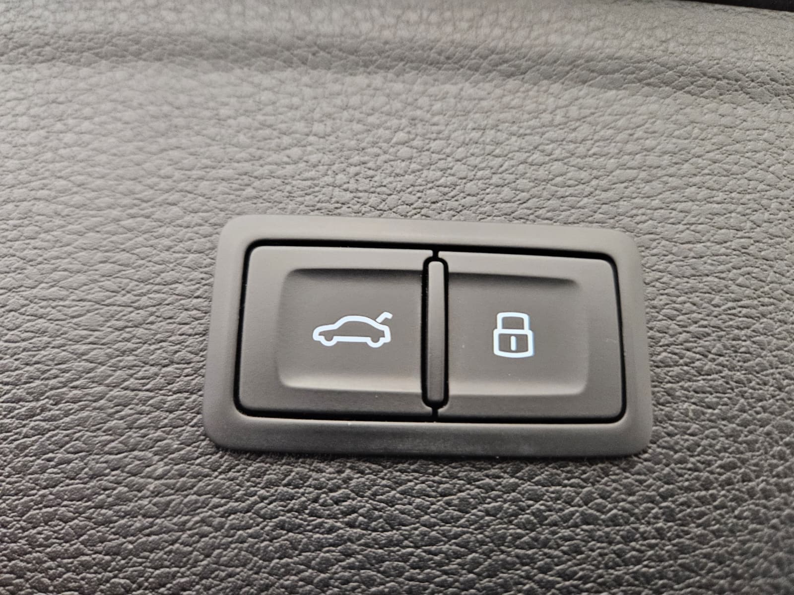 AUDI SQ5 - Image 16