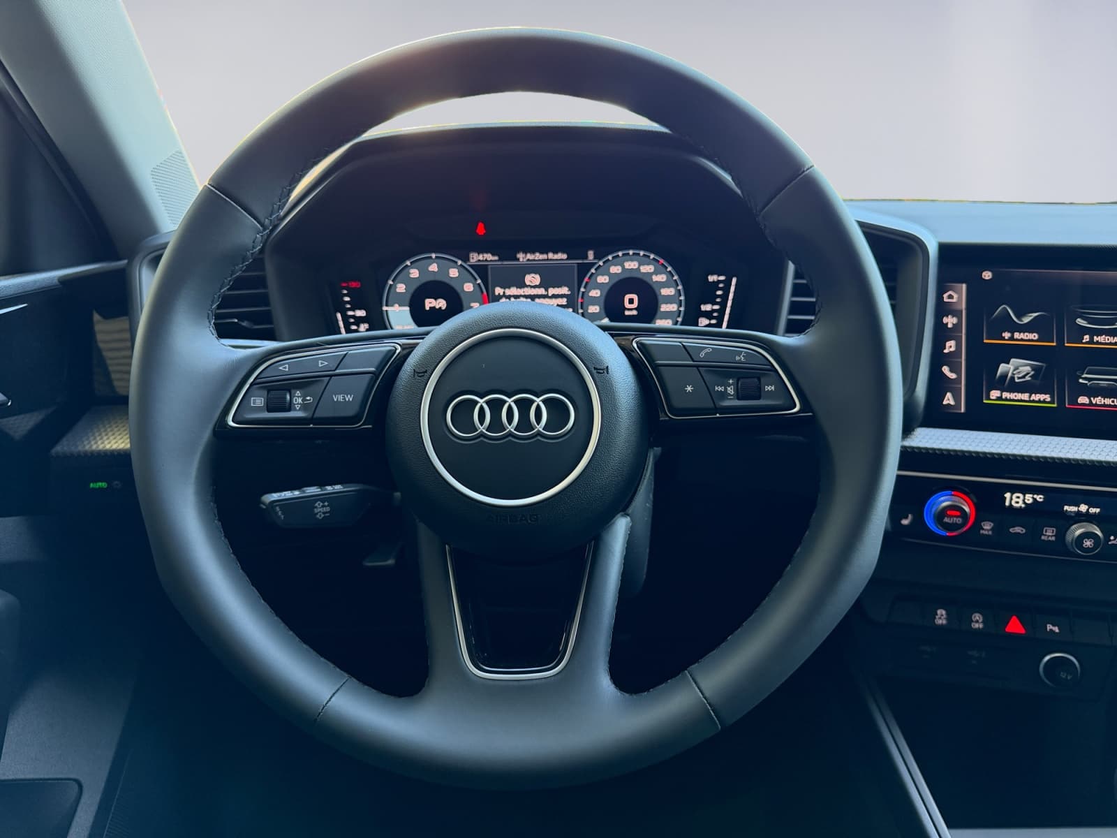 AUDI A1 - Image 10