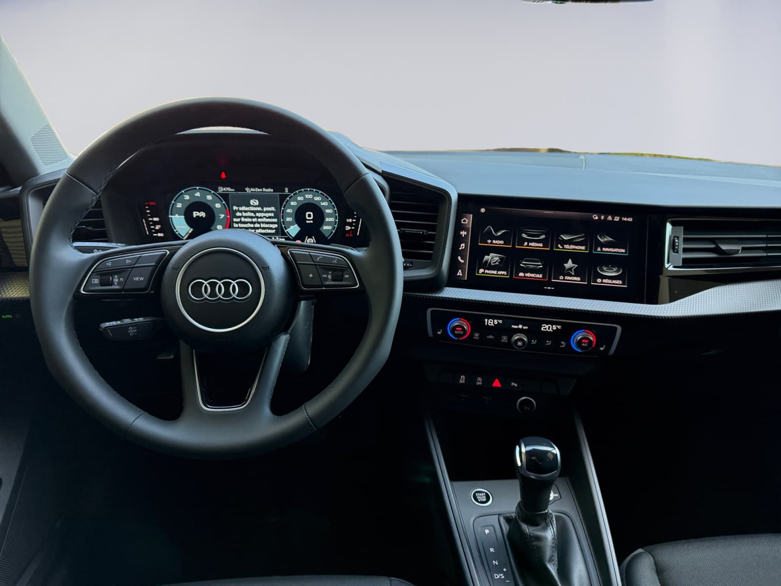 AUDI A1 - Image 8