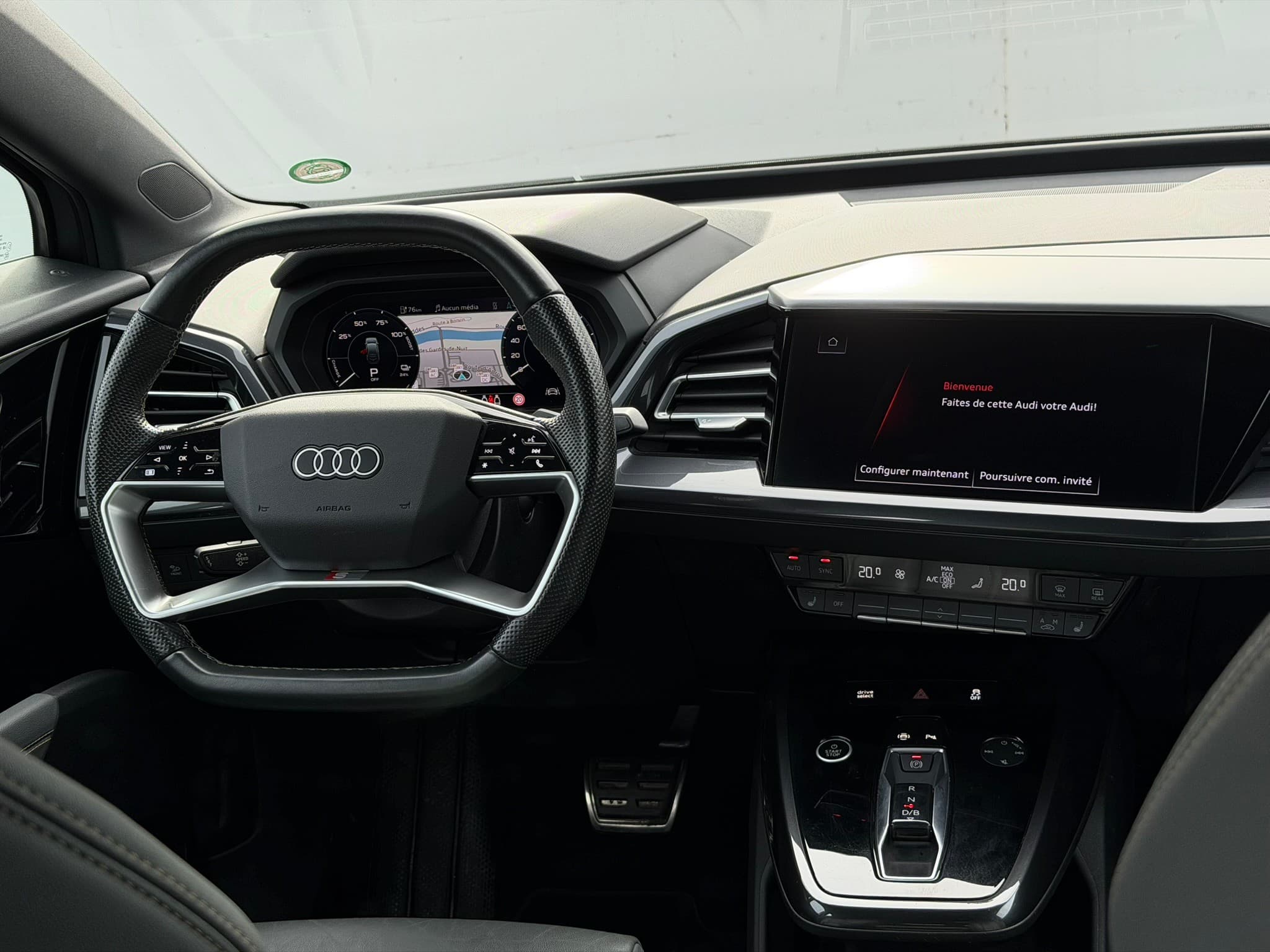 AUDI Q4 e-tron - Image 11