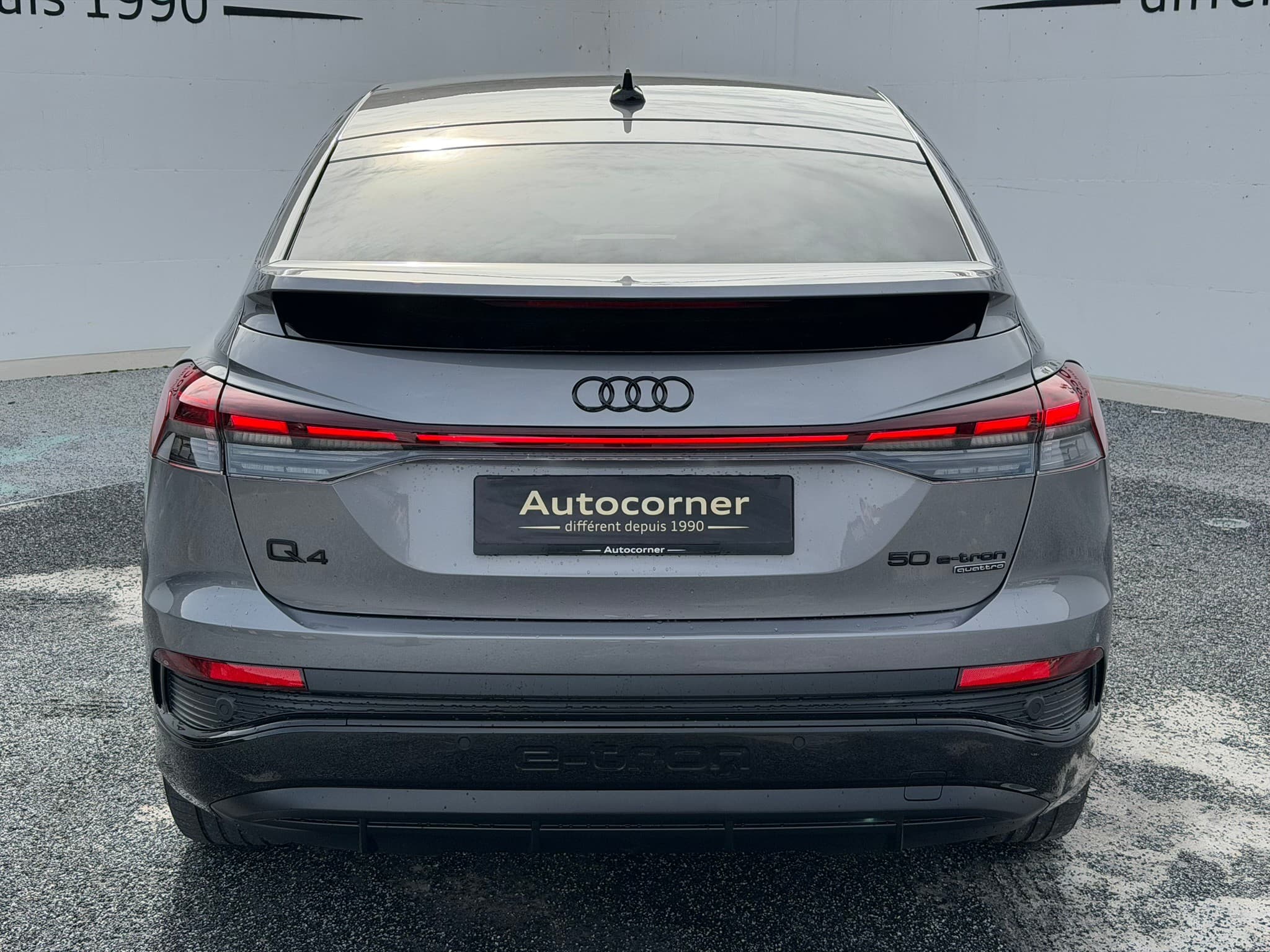 AUDI Q4 e-tron - Image 4