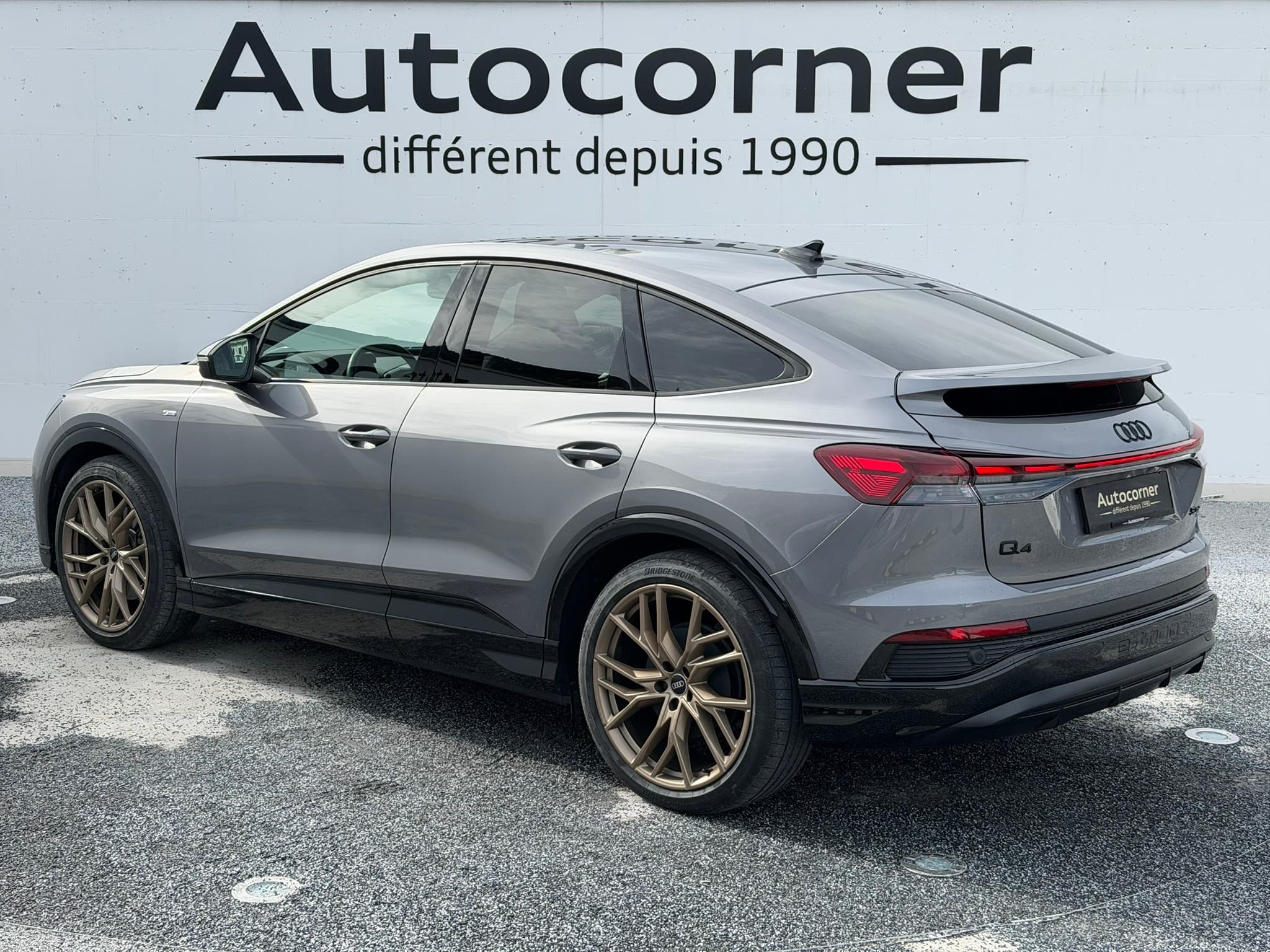 AUDI Q4 e-tron - Image 3