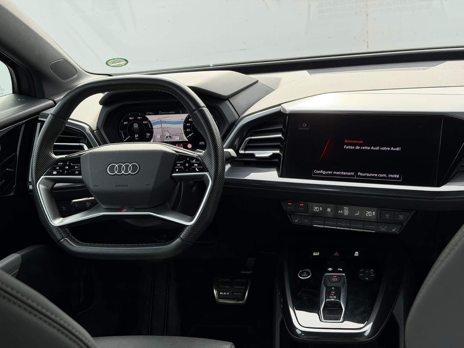 AUDI Q4 e-tron - Image 12