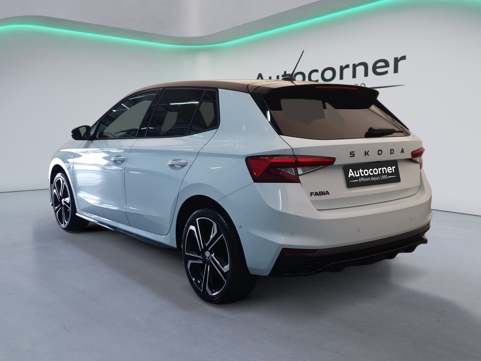 SKODA FABIA - Image 4