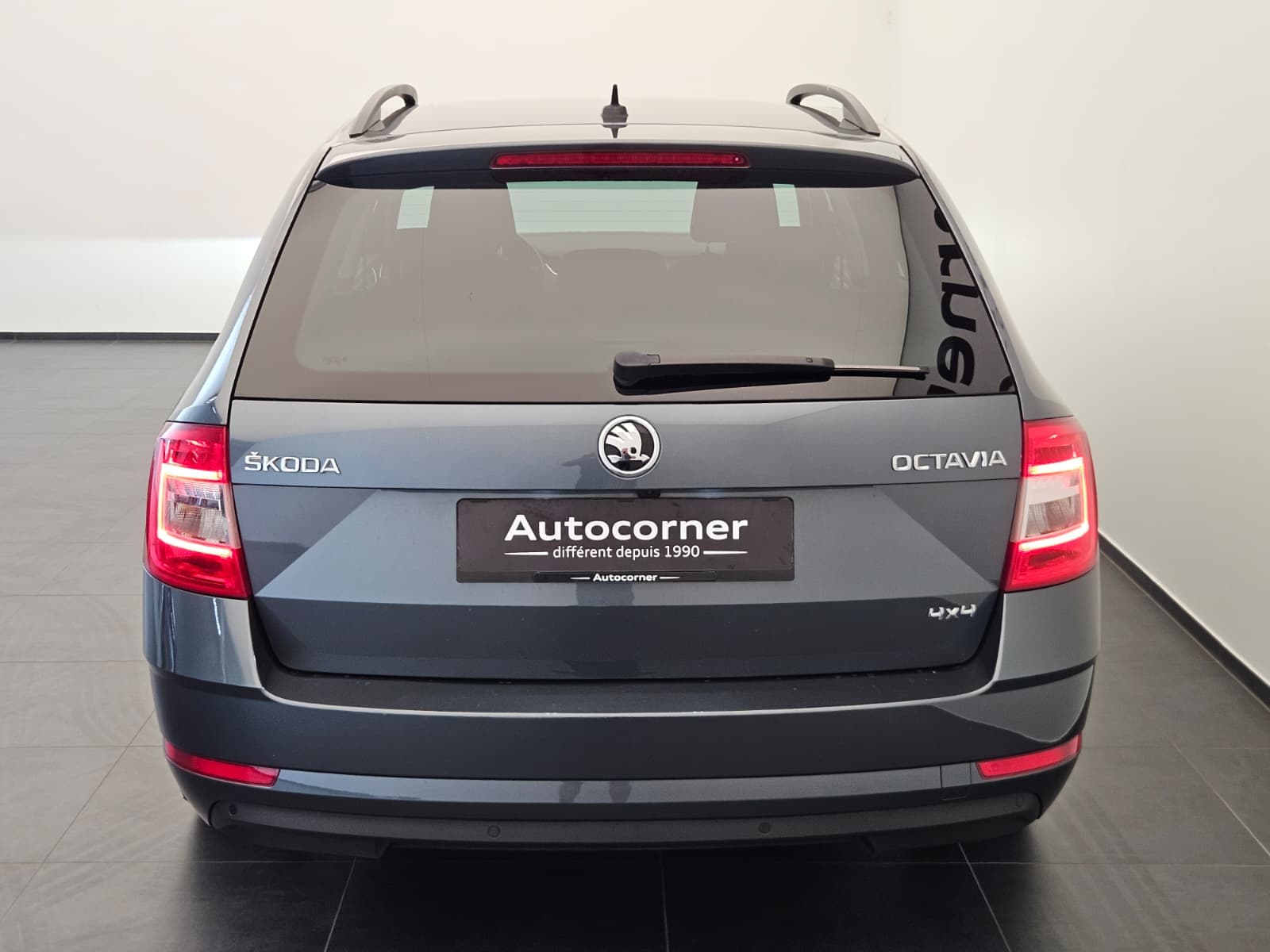 SKODA OCTAVIA - Image 8