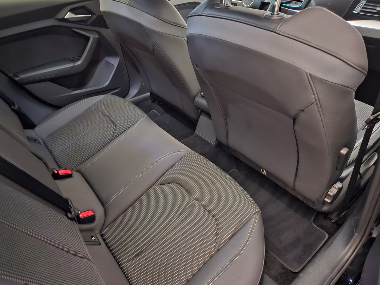 AUDI A1 - Image 14