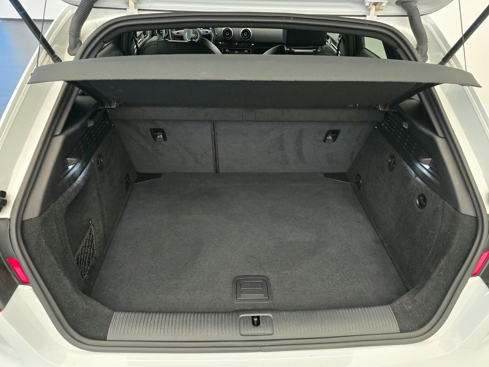 AUDI A3 - Image 15