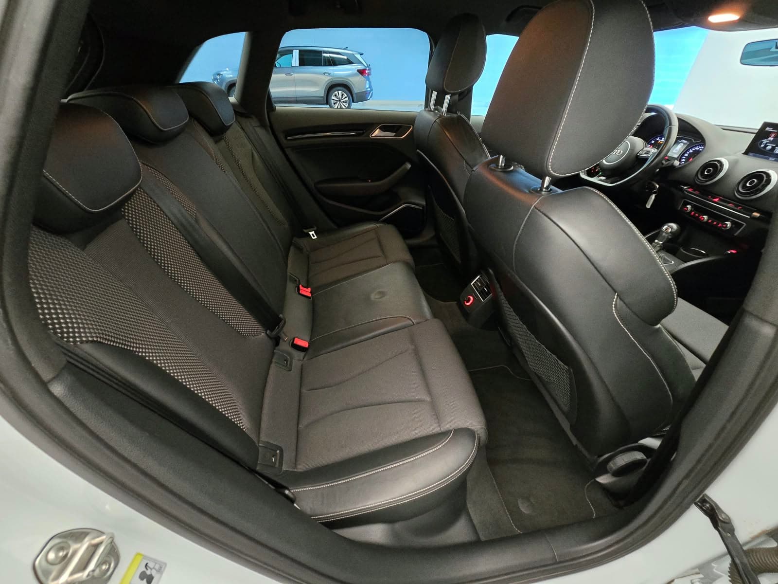 AUDI A3 - Image 14