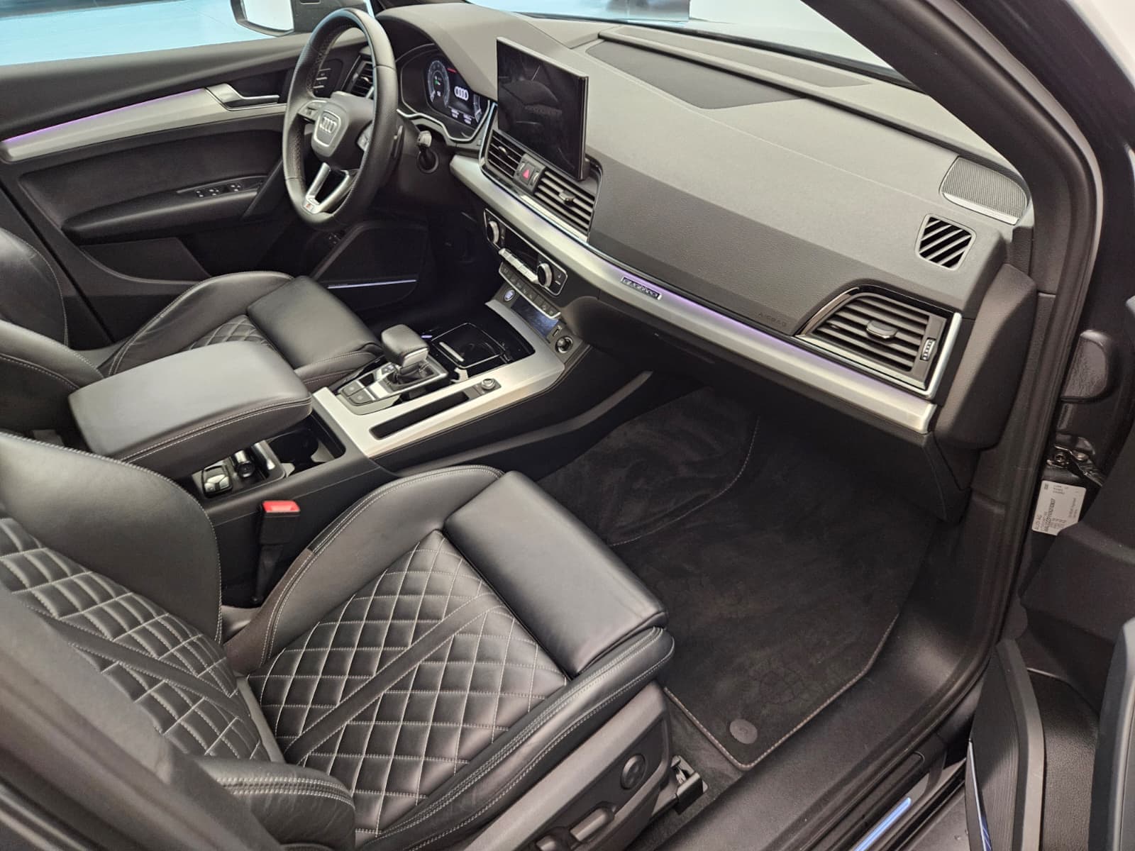 AUDI Q5 - Image 12