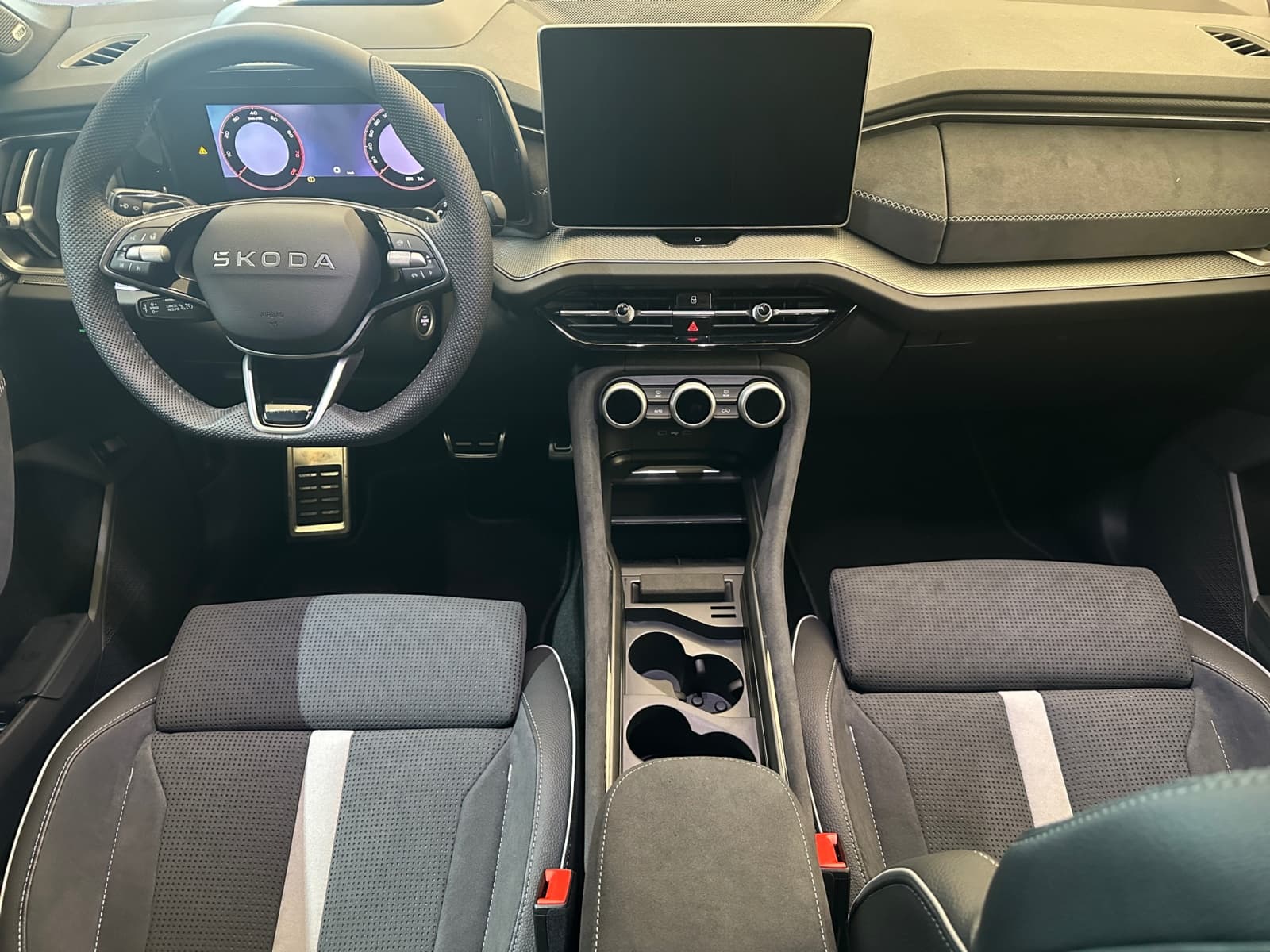 SKODA KODIAQ - Image 10