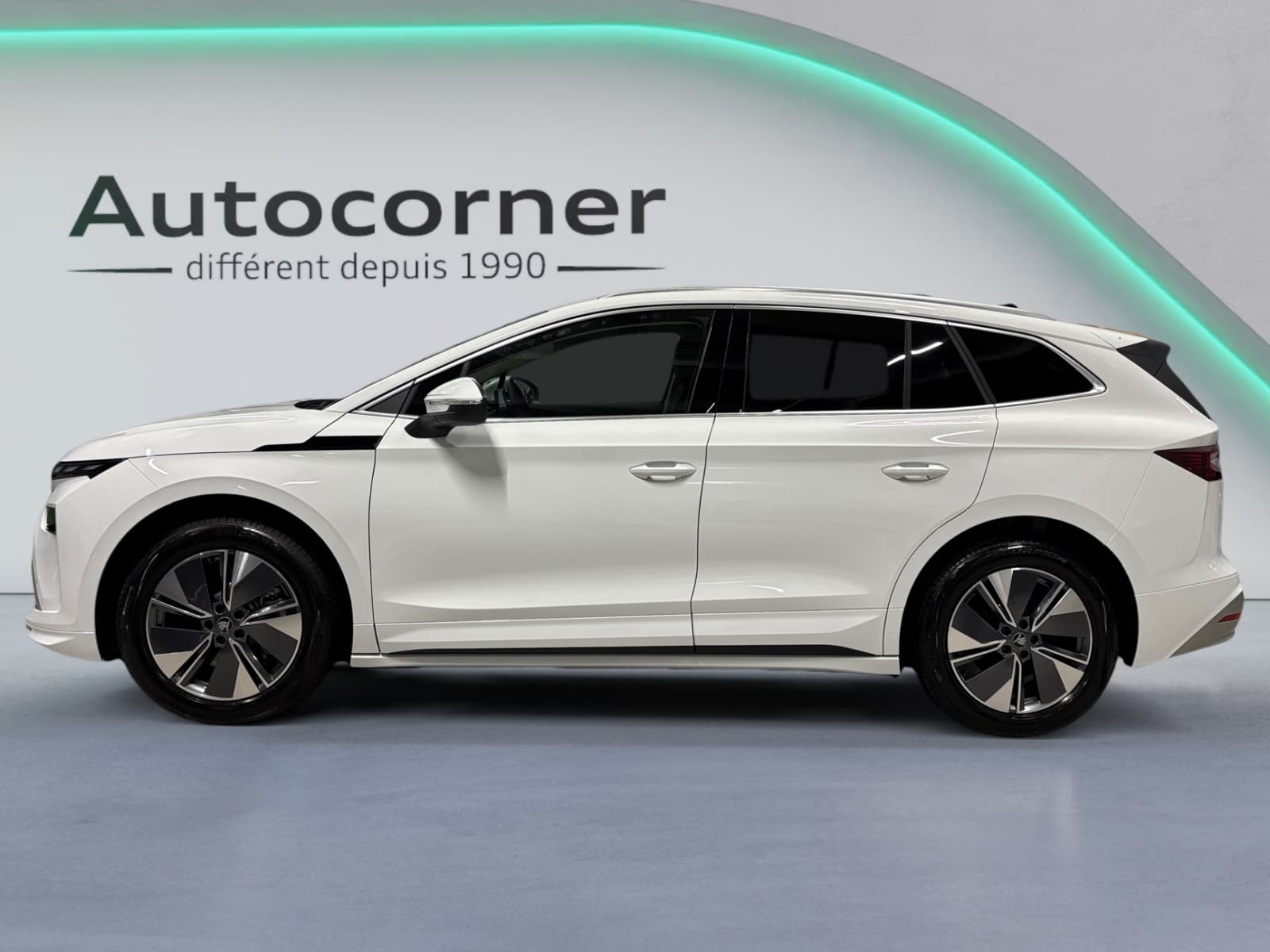 SKODA ENYAQ iV - Image 2