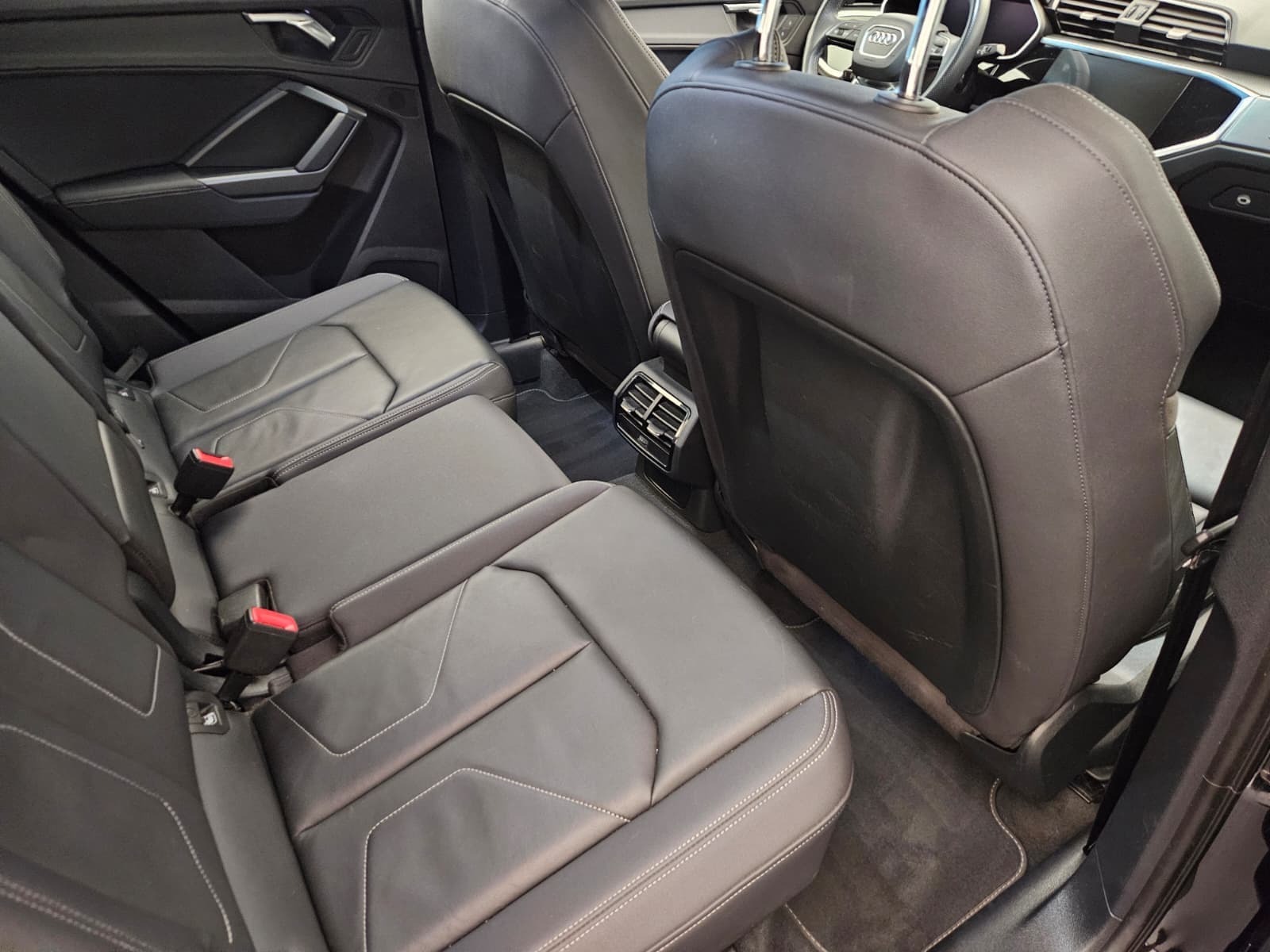 AUDI Q3 - Image 14