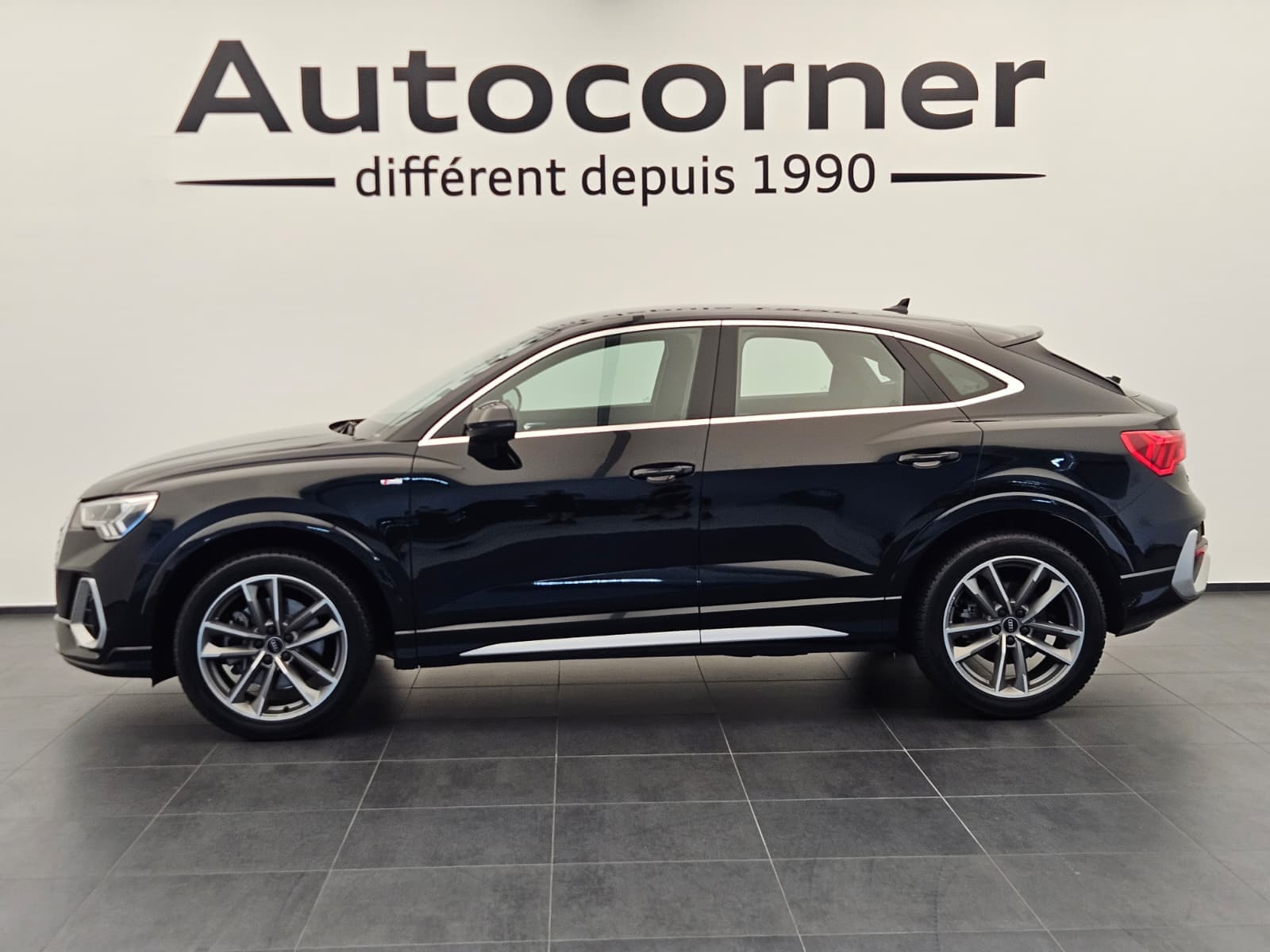 AUDI Q3 - Image 2