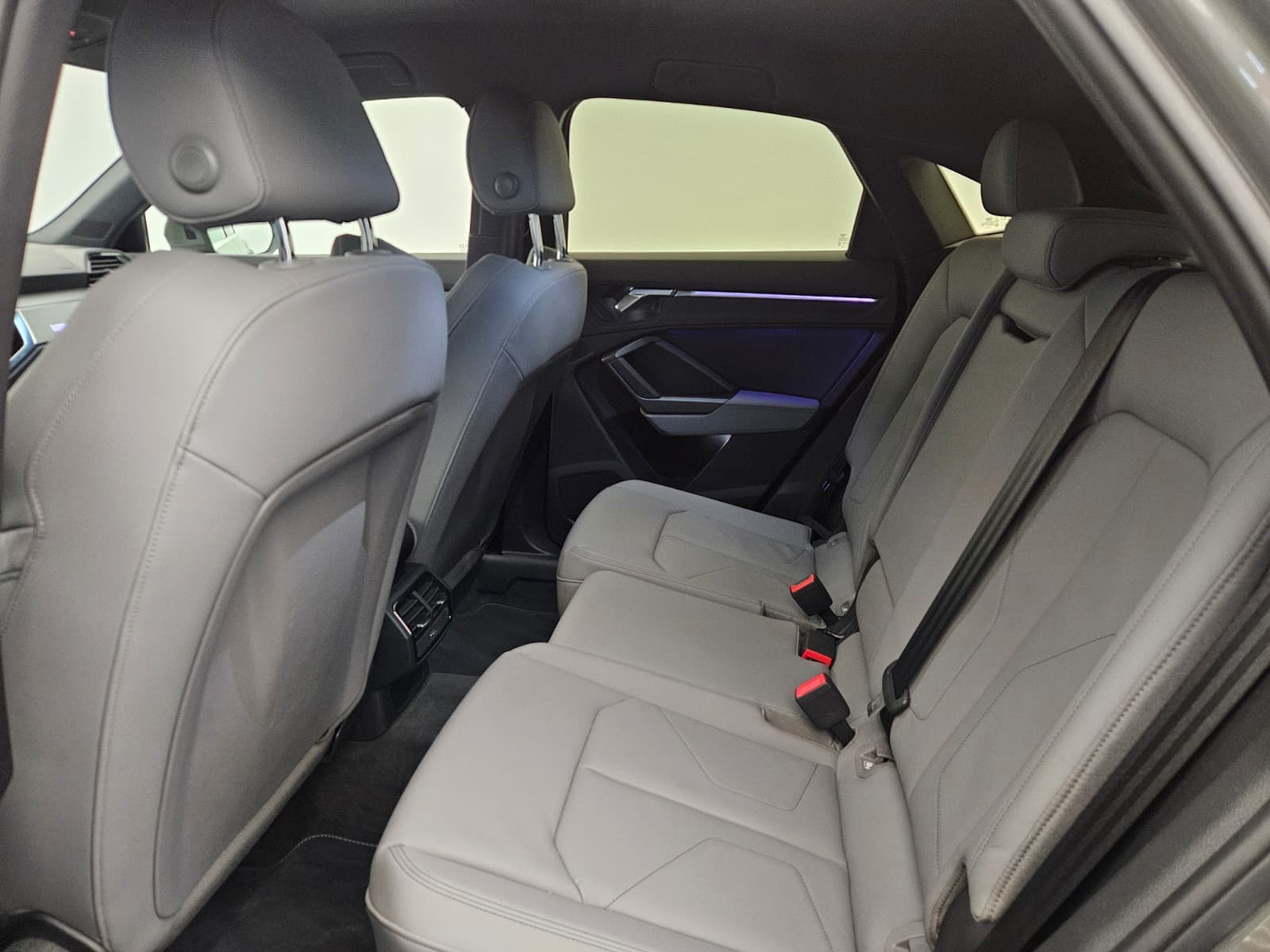 AUDI Q3 - Image 13