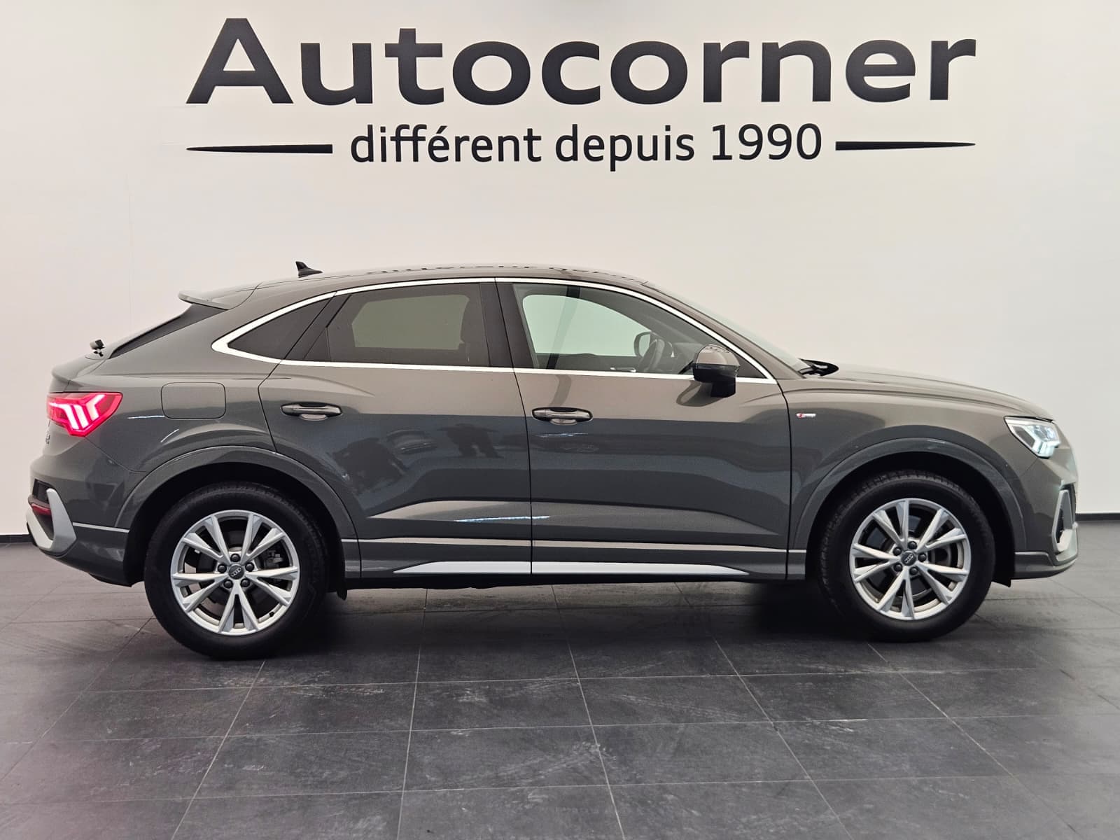 AUDI Q3 - Image 6