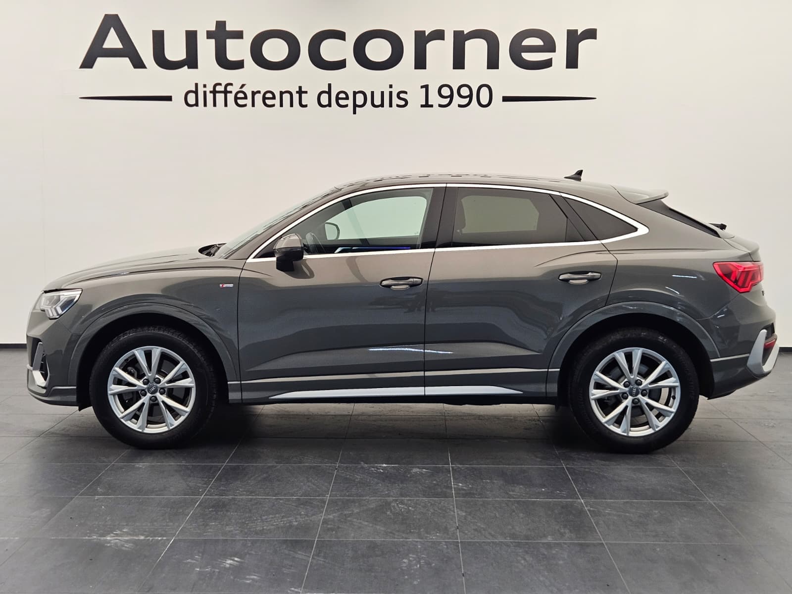 AUDI Q3 - Image 2