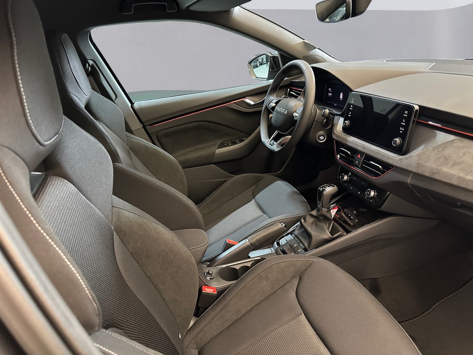 SKODA SCALA - Image 11