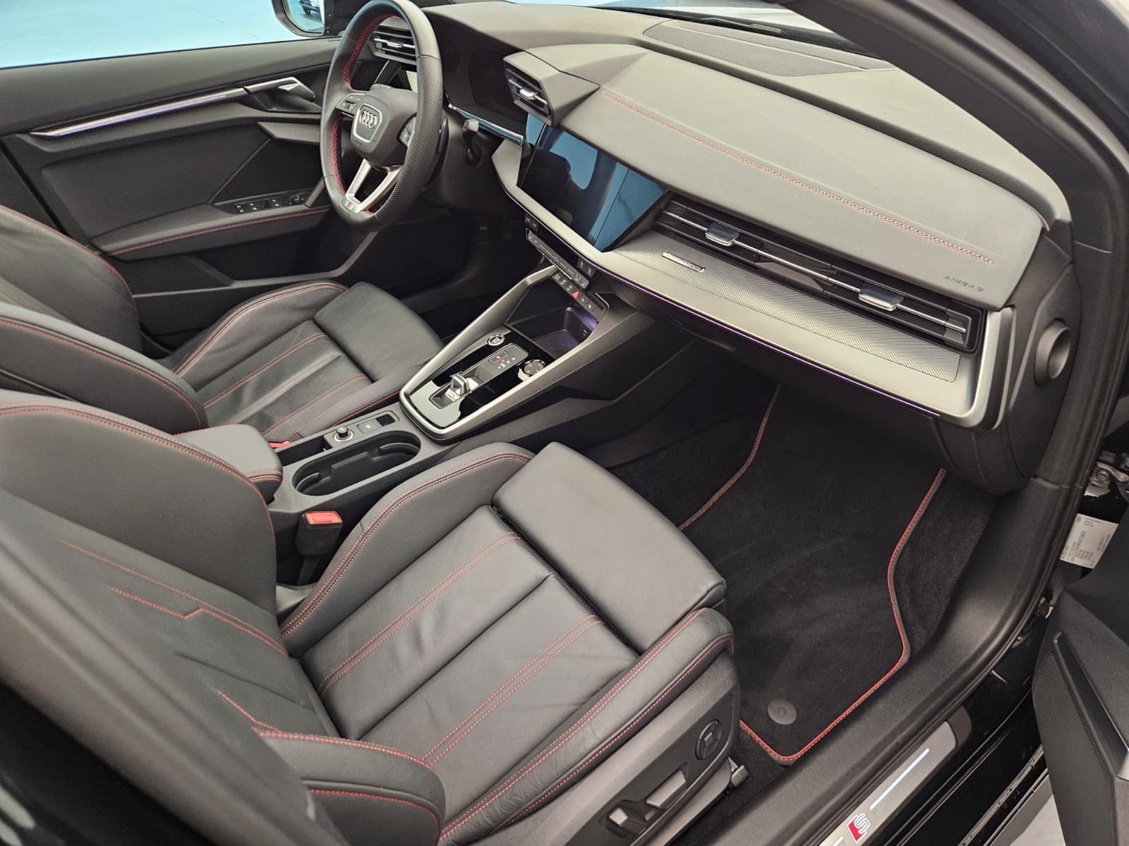 AUDI A3 - Image 12