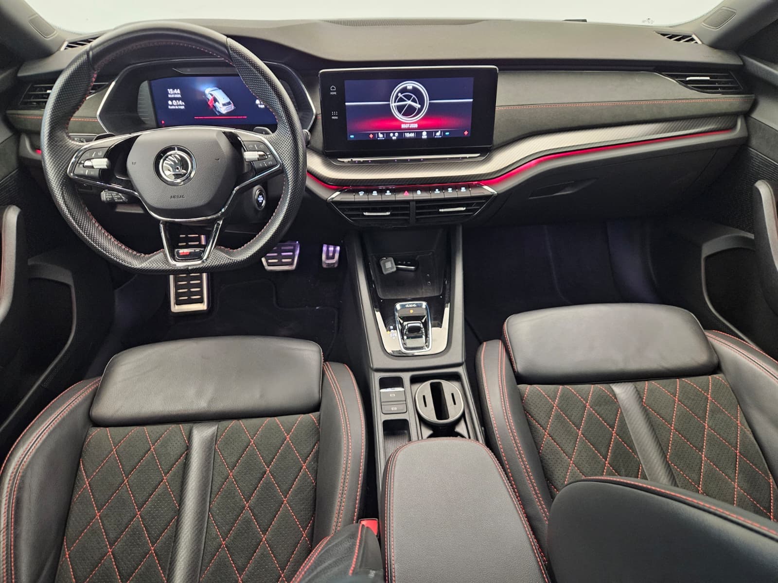 SKODA OCTAVIA - Image 10