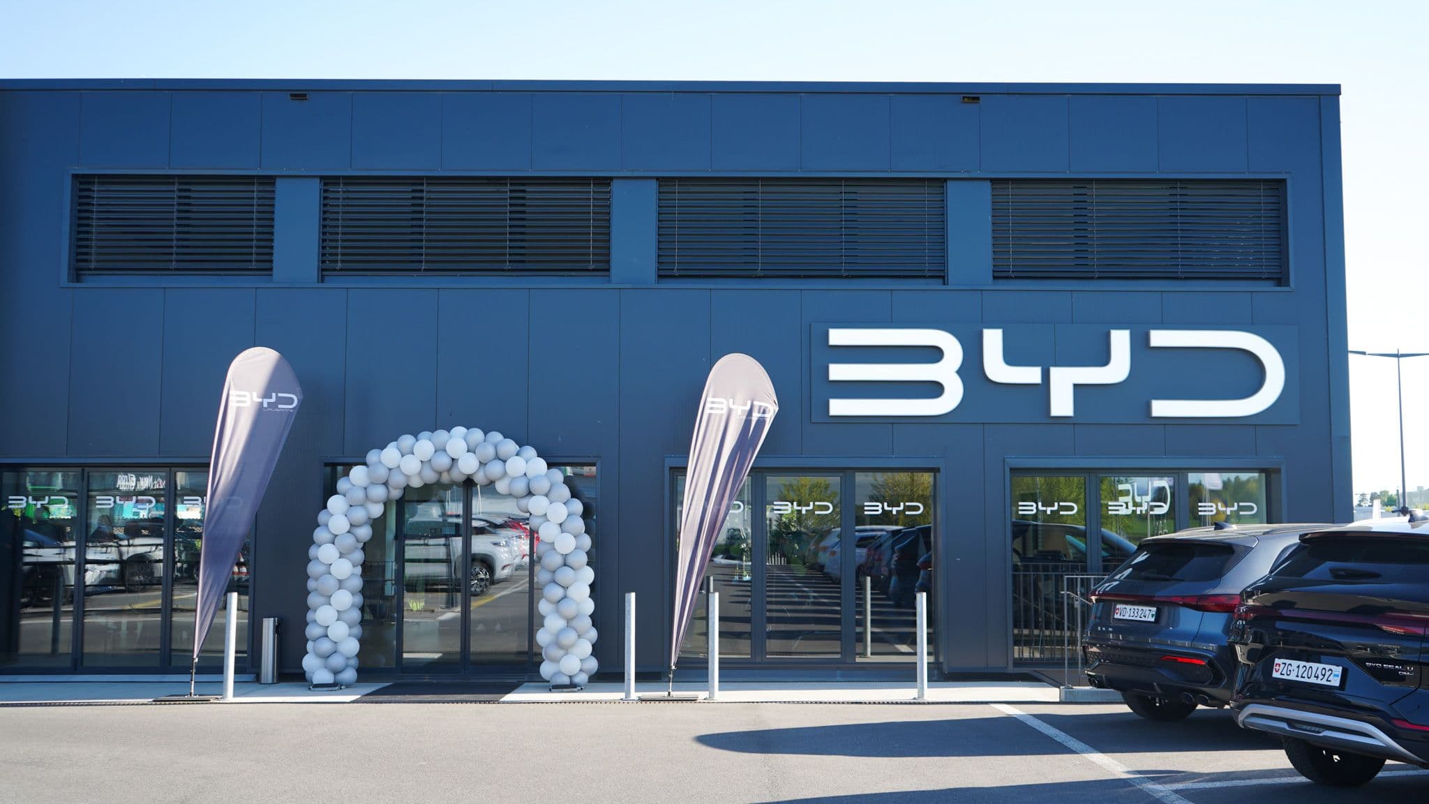 Façade BYD Lausanne Suisse